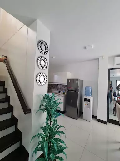 Open photo 11 of 25 — House and lot for Sale 
