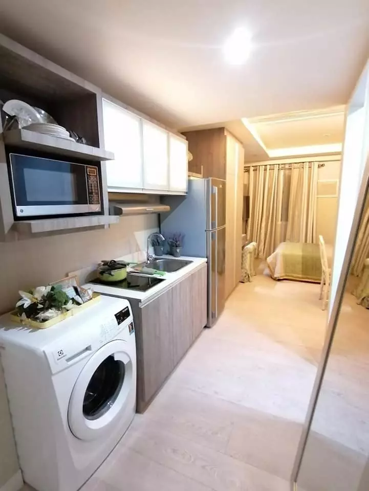 Symfoni Bossa Studio Unit with Balcony for Sale/Assume - photo 4