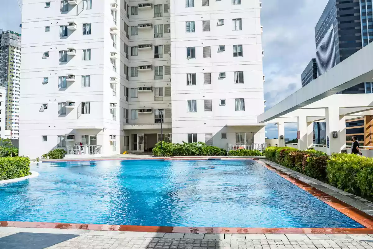 2-BR CONDO UNIT IN IT PARK FOR SALE - photo 5