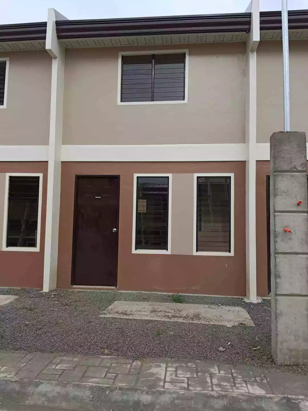 FOR ASSUME! 2 STOREY TOWNHOUSE - BARE TYPE — Townhouse in Talomo, Davao City, Davao del Sur — Photo 2