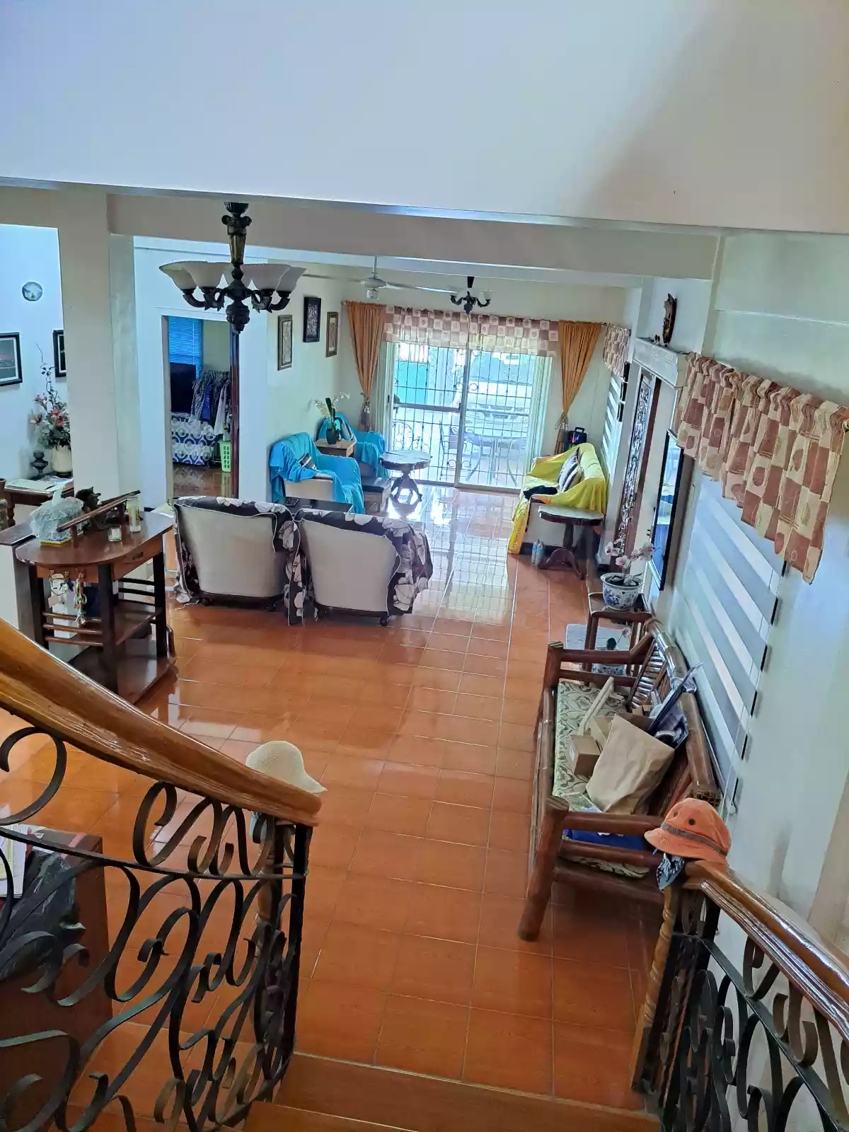 HOUSE AND LOT FOR SALE IN PILI, CAM. SUR — House and Lot in Pili, Camarines Sur, Philippines — Photo 4