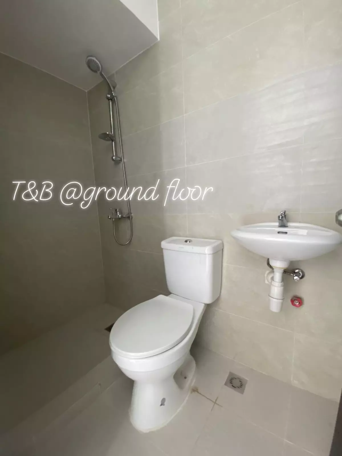 Open photo 16 of 19 — FOR SALE RFO TOWNHOUSE IN MINGLANILLA HIGHLANDS