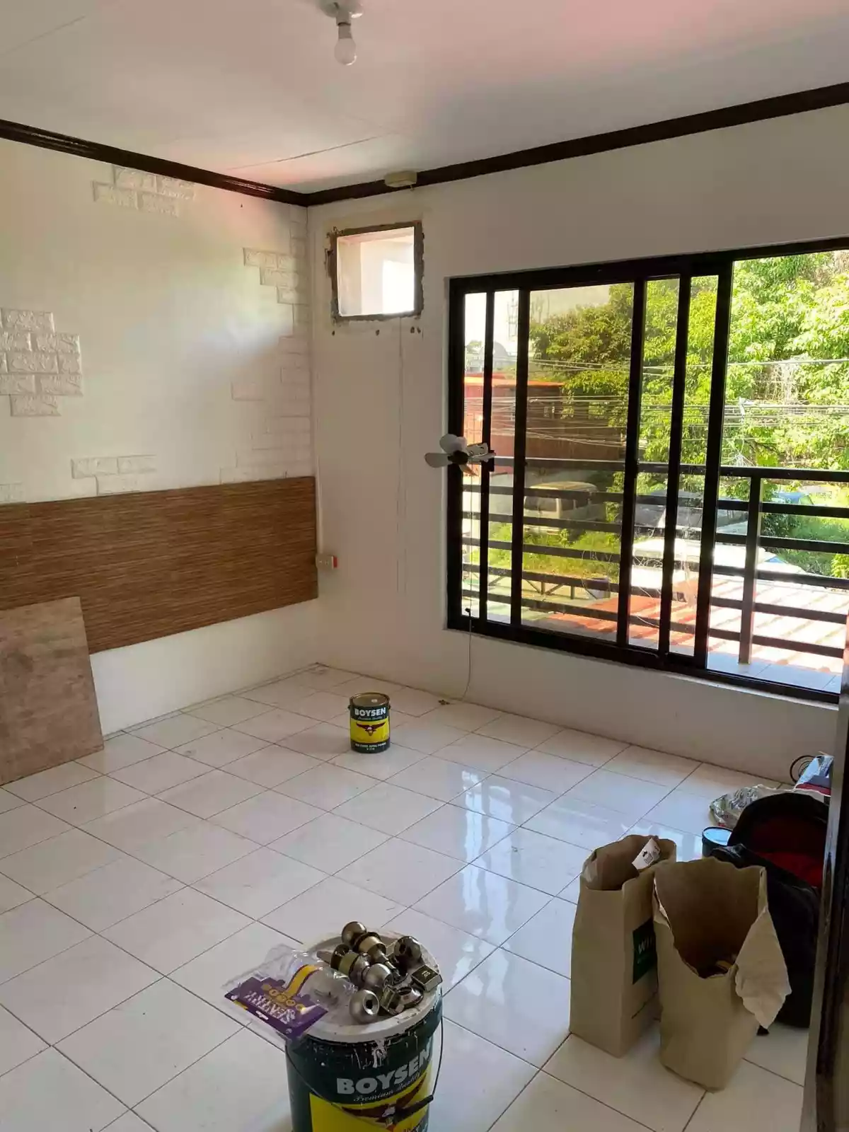 House and Lot With Commercial Space at BF Homes Las Pinas — House and Lot in ParaÃ±aque, Metro Manila, Philippines — Photo 3