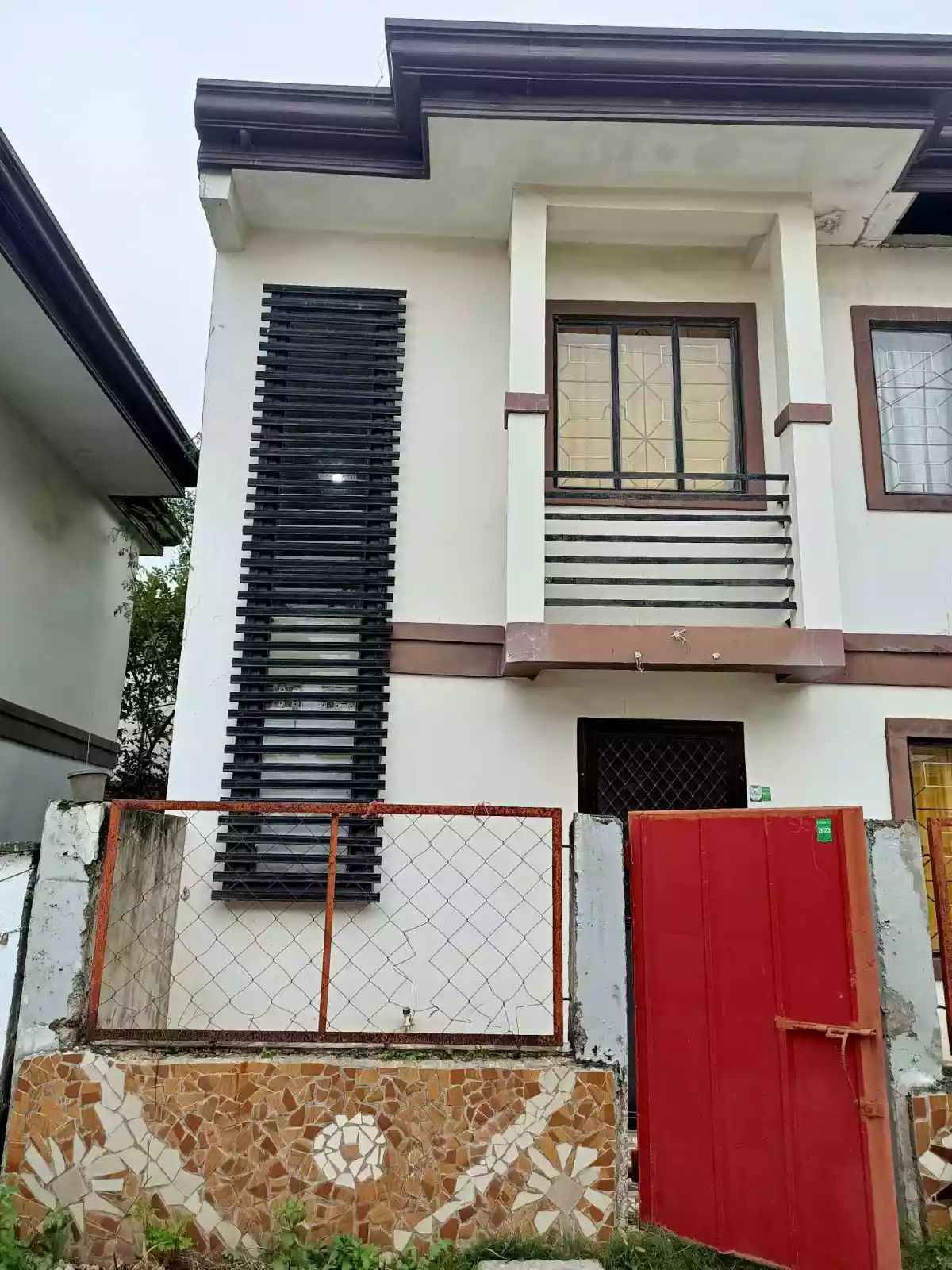 House and Lot  - photo 6