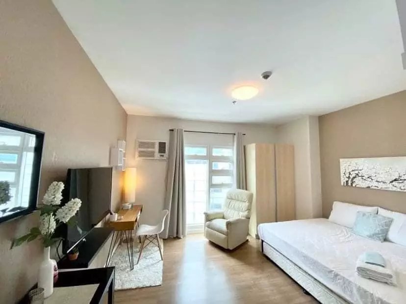 Spacious Studio at Solinea — Studio in Cebu City, Philippines — Photo 3