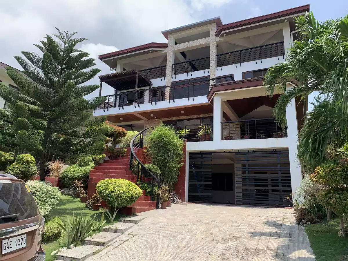 Amara house and lot with magnificent seaview  - photo 2