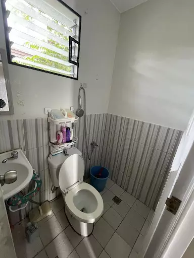 For Sale TownhouseA End Unit Casa Mira South — Townhouse in City of Naga, Cebu, Philippines — Photo 6