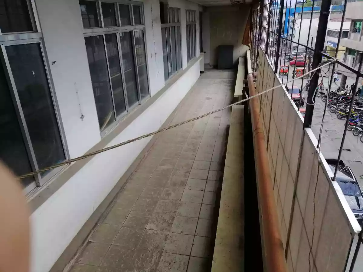 3 Storey Commercial Building - photo 2