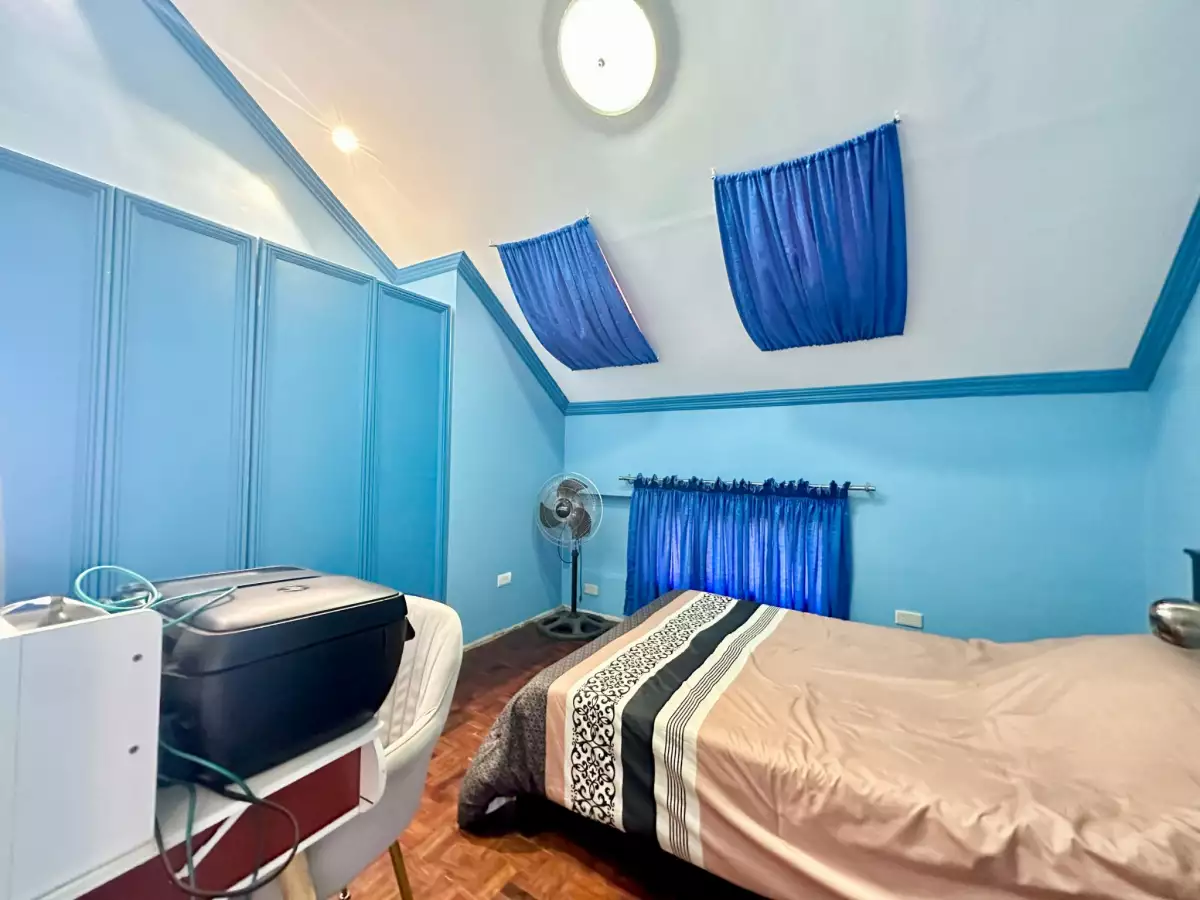 BRICKWALL HOUSE & LOT FOR SALE in Canyonwoods, Tagaytay — House and Lot in Diokno Highway, Laurel, Batangas — Photo 5