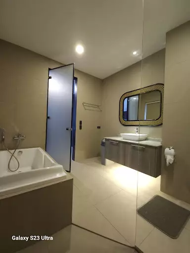 Open photo 27 of 31 — For rent Studio Unit in The Reef Mactan