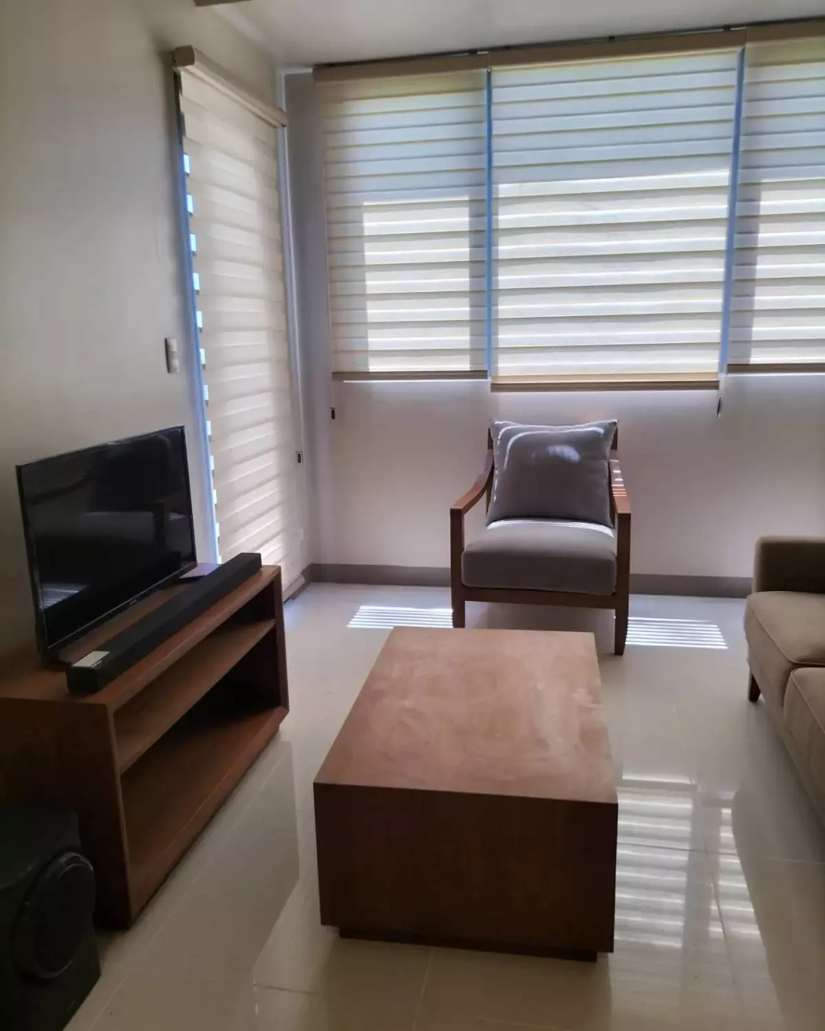 1-Bedroom Unit with Seaview — 1 Bedroom in Cebu, Lapu-Lapu City, One Manchester Place — Photo 3