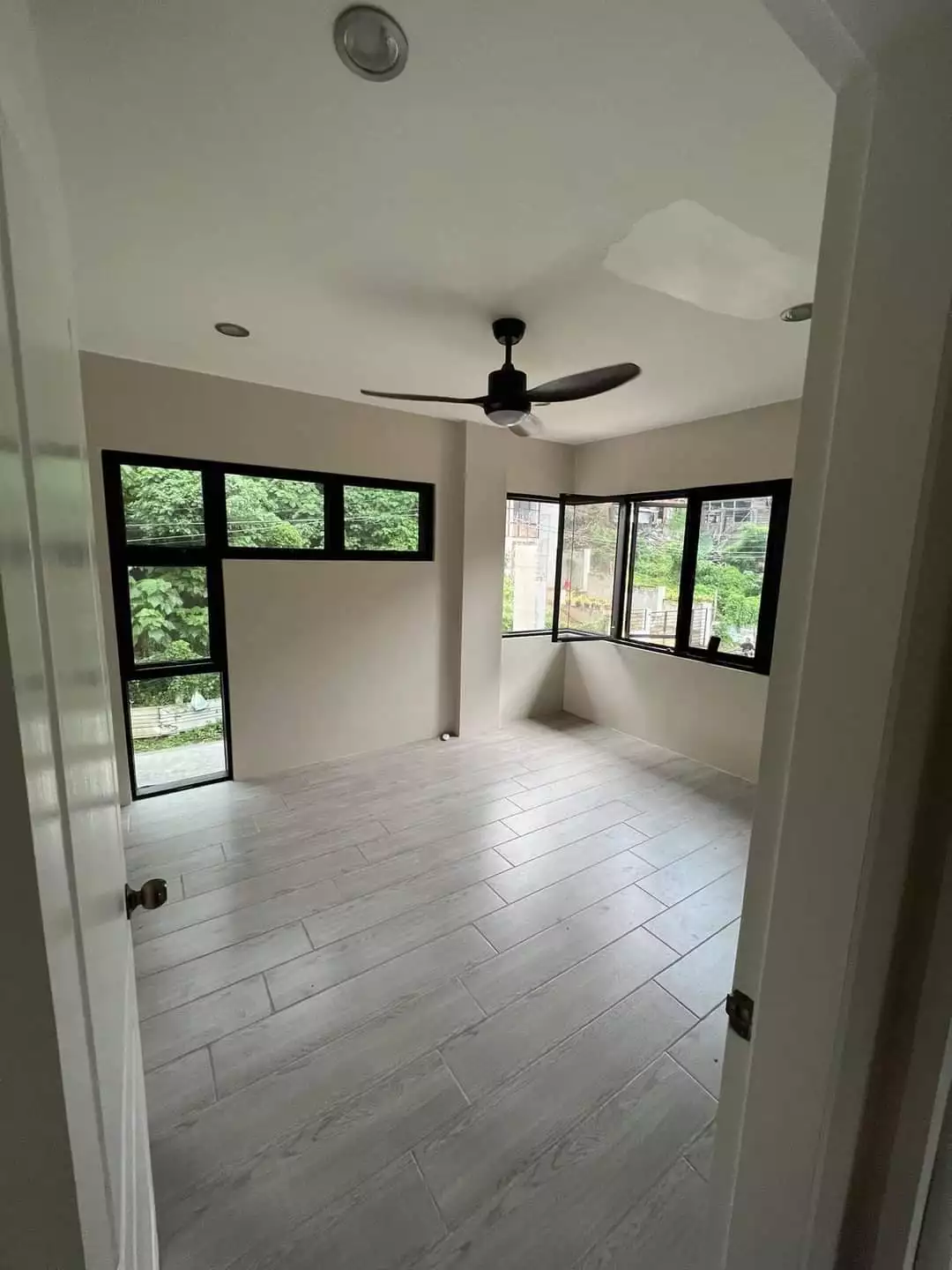 Brandnew House and Lot in Talamban - photo 6