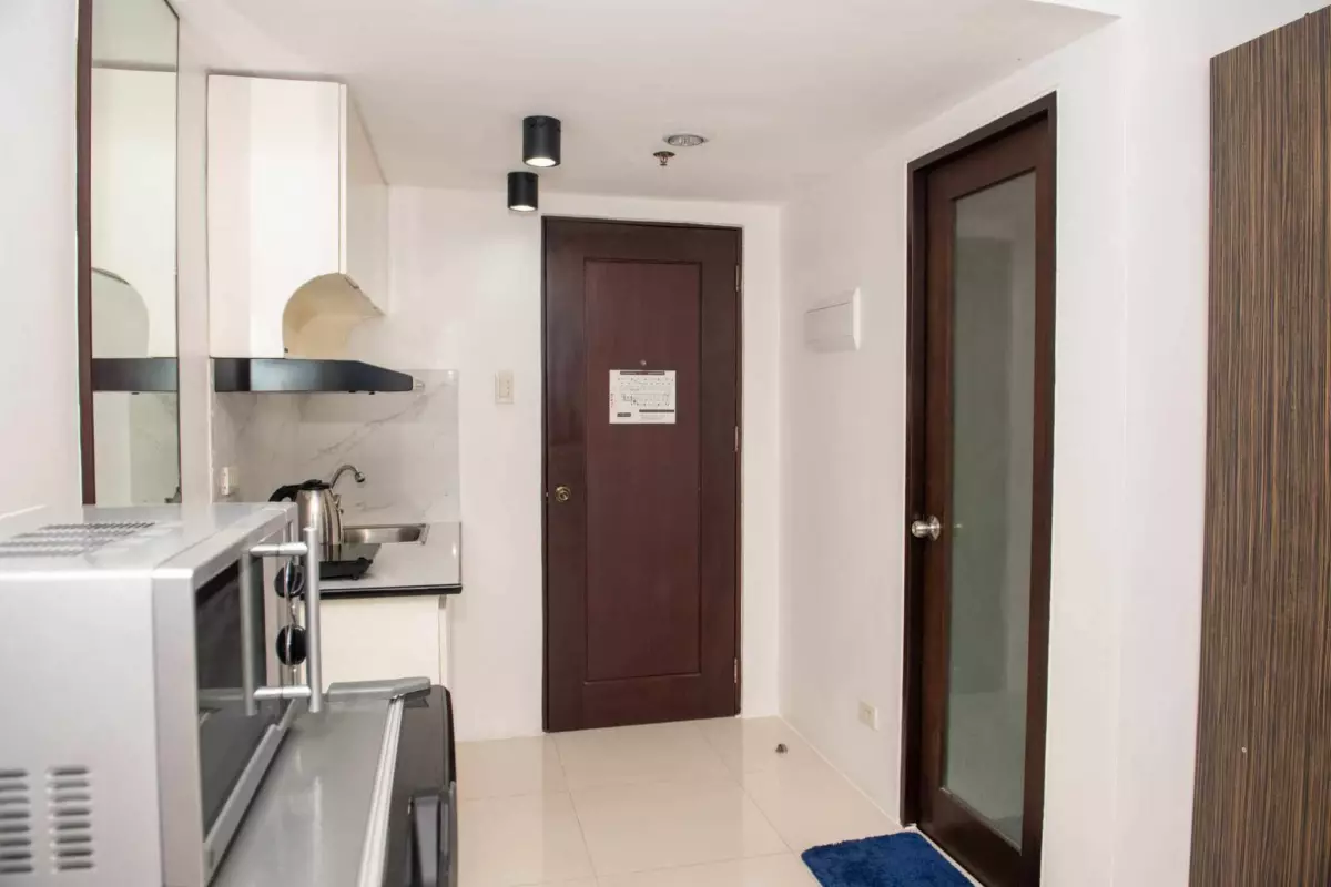 STUDIO UNIT AT CITYSCAPE FOR RENT — Studio in Mandaue City, Philippines — Photo 2