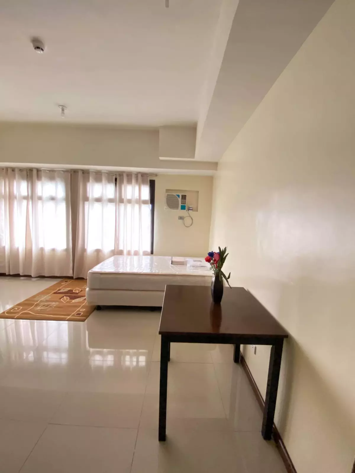 Open photo 11 of 11 — Azalea Place Cebu 