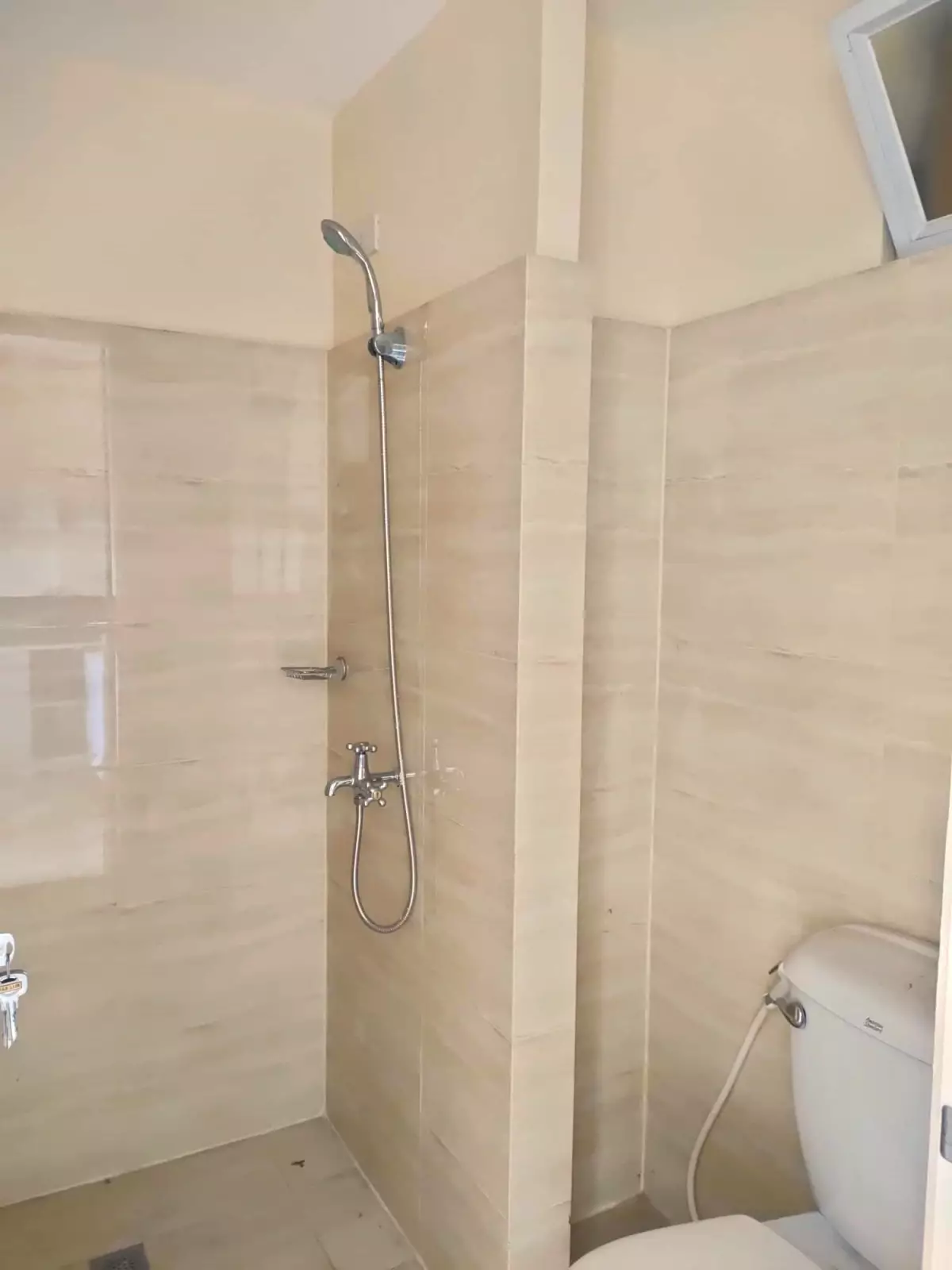 EAGLES NEST STUDIO UNIT FOR SALE — Studio in Mandaue City, Philippines — Photo 3