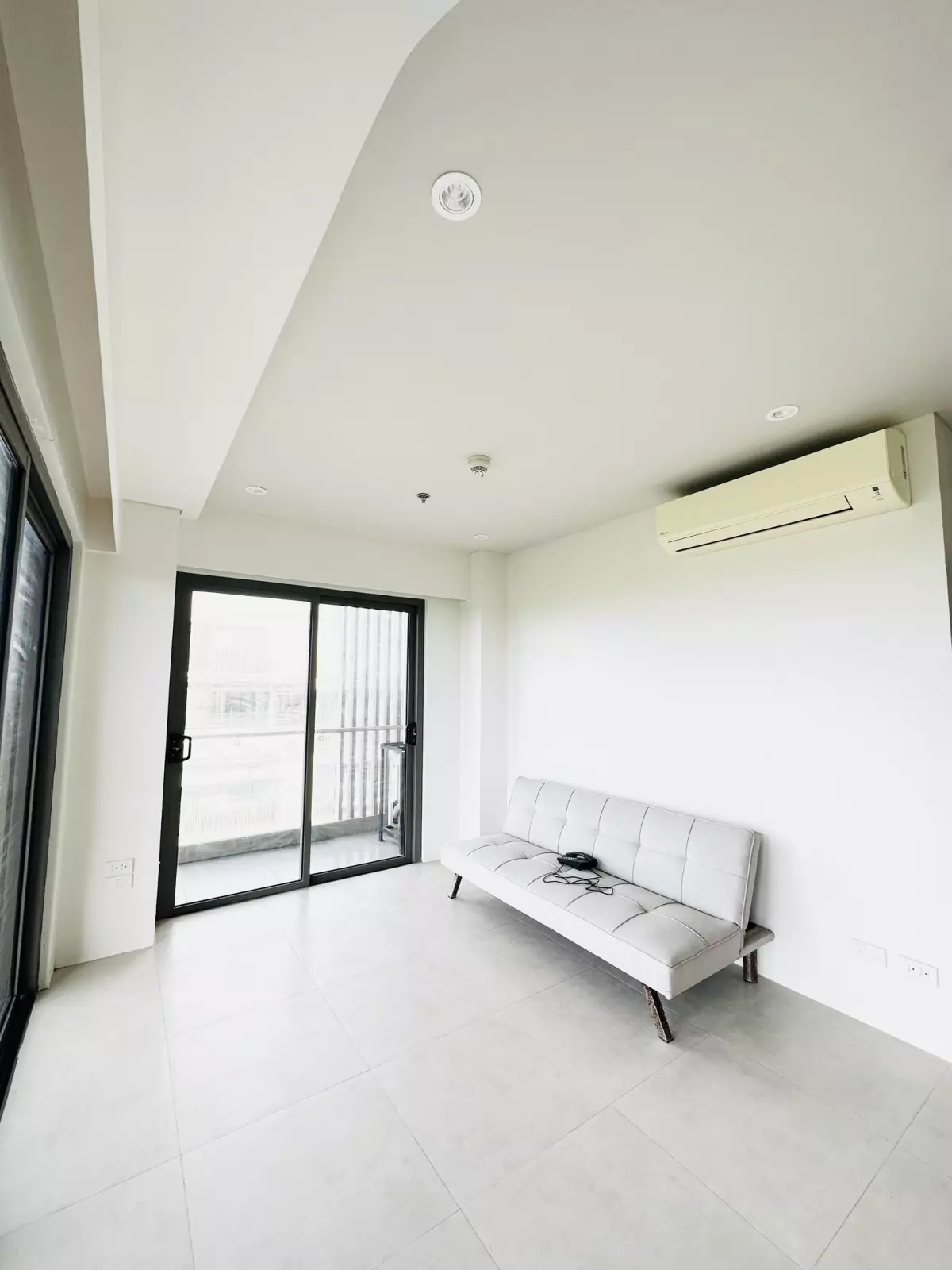 Tambuli Seaside Living — 2 Bedrooms in Maribago, Mactan Island, Lapu-lapu — Photo 7