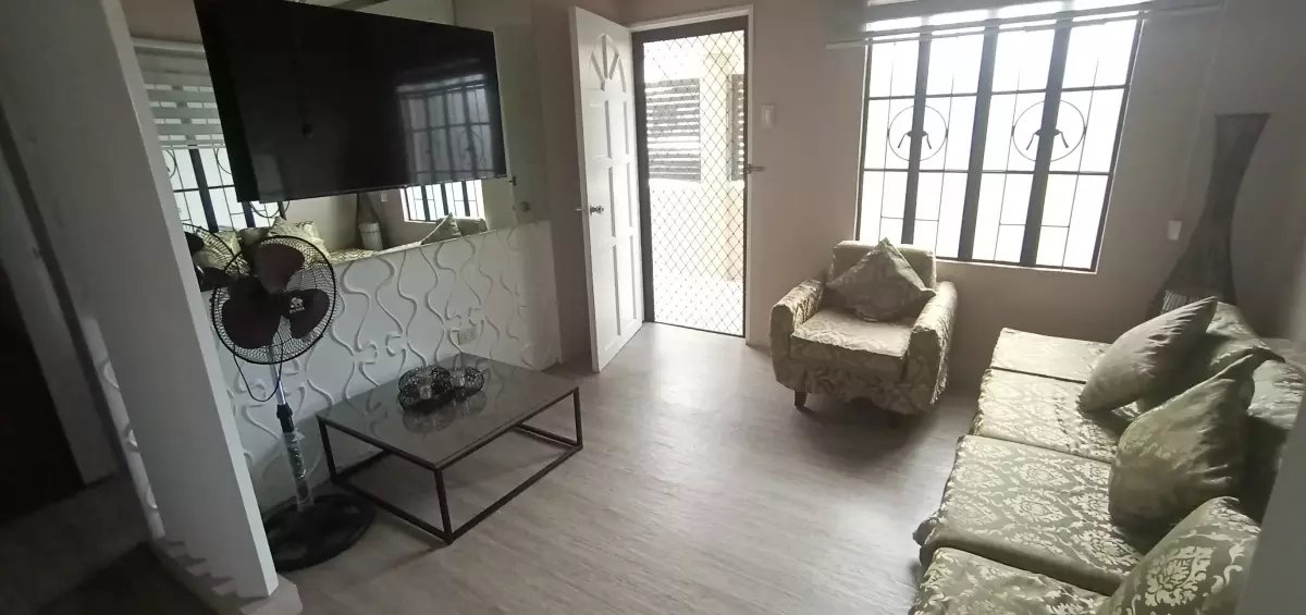 Agan Metro House for Rent - photo 2