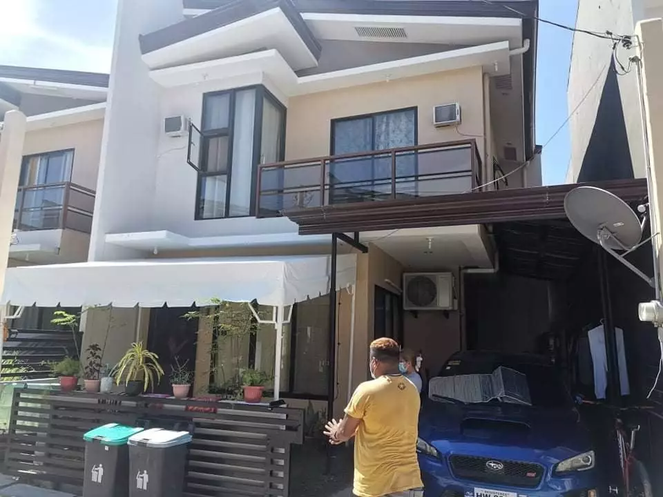 Fully-furnished Single-Attached House at Alberlyn Box Hill