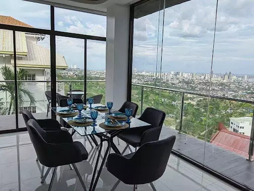 Open photo 12 of 27 — Overlooking in Southills Tisa Cebu City 