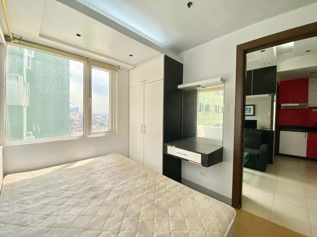 3BR FURNISHED UNIT FOR RENT at Ridgewood Towers    - photo 4