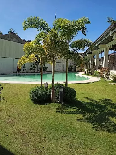Open photo 18 of 19 — Bayswater talisay for rent
