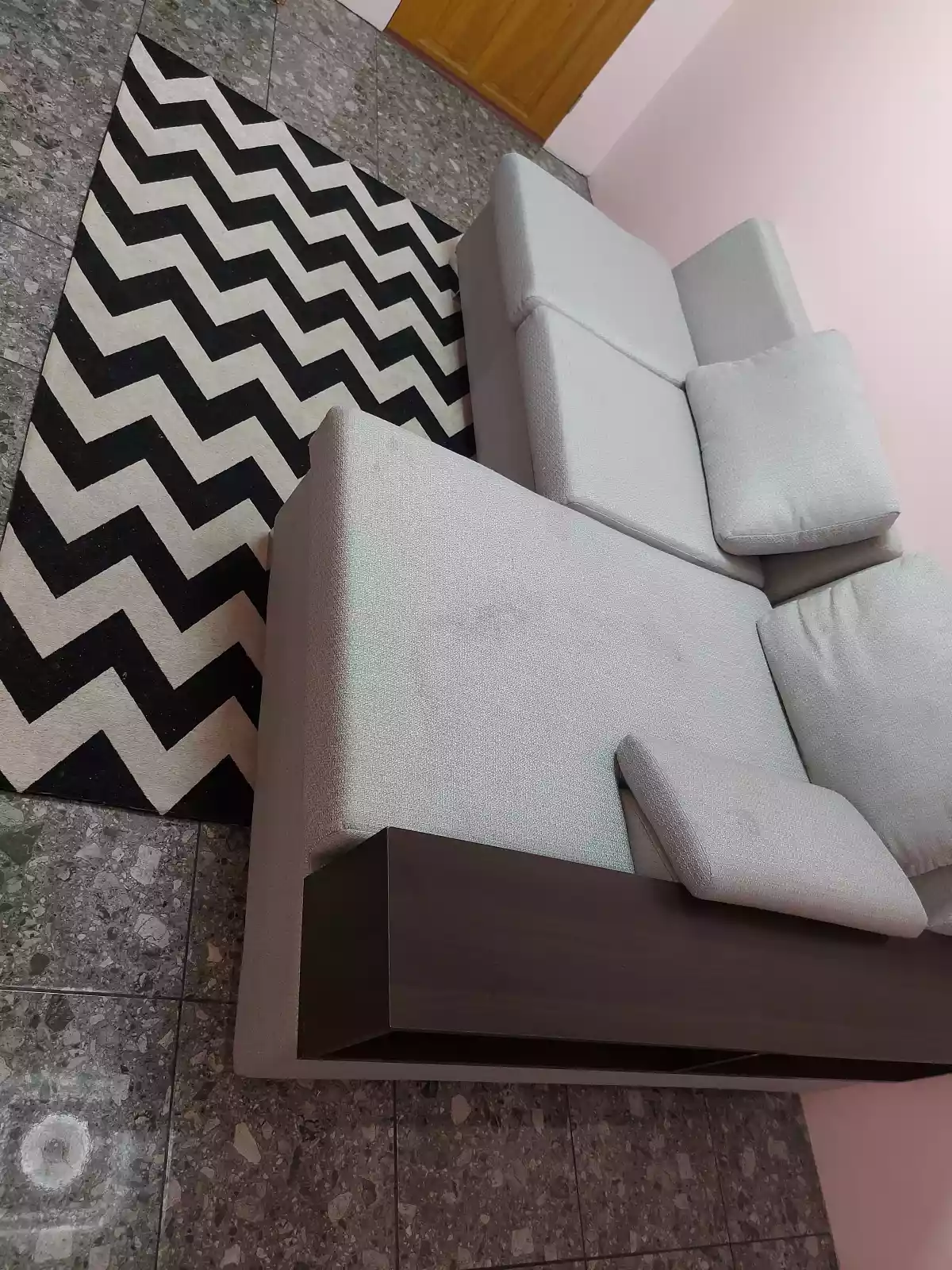 House and Lot for Assume - photo 2