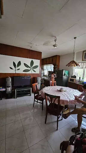 Open photo 11 of 12 — FOR SALE HOUSE AND LOT IN V & G 