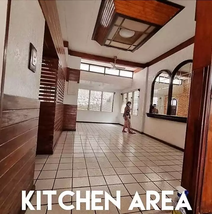 For Rent Gated Bungalow House with Big Parking that can Fit 3 cars in Talamban Cebu city. - photo 5