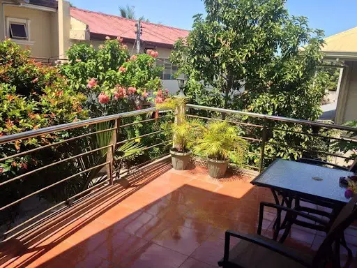 House and lot for sale in Talisay City - photo 4
