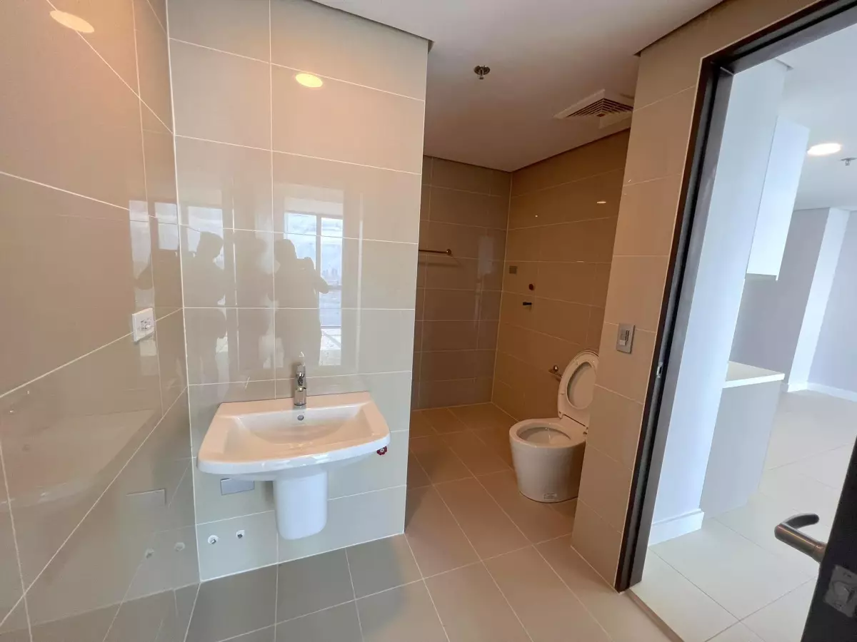 38 PARK AVENUE 1 Bedroom for SALE  - photo 4