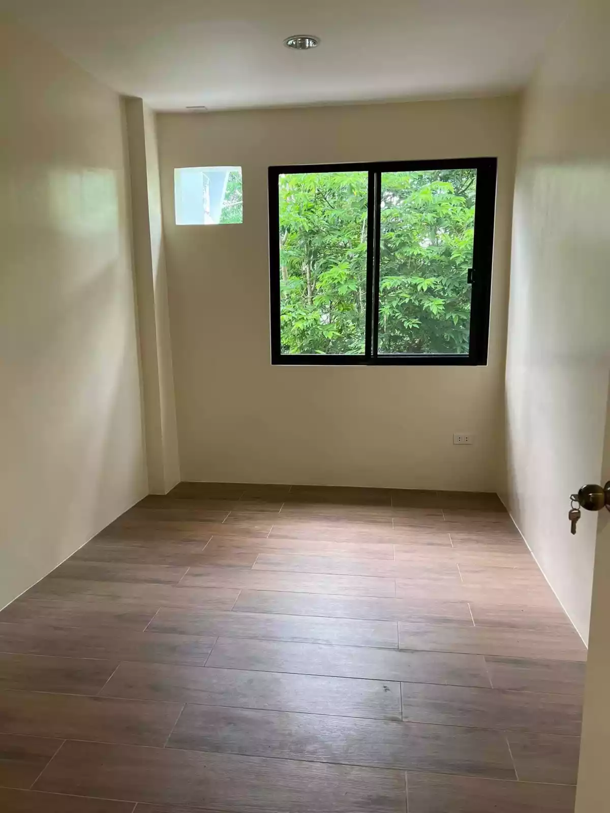 Single Detached House and Lot For Sale! — House and Lot in Cebu City, Cebu, Philippines — Photo 5