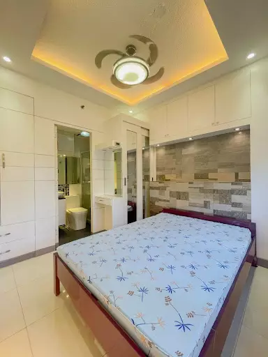 1BR INTERIOR-DESIGNED UNIT FOR LEASE at Forbeswood Heights, BGC — 1 Bedroom in Rizal Drive, Taguig, Metro Manila — Photo 4