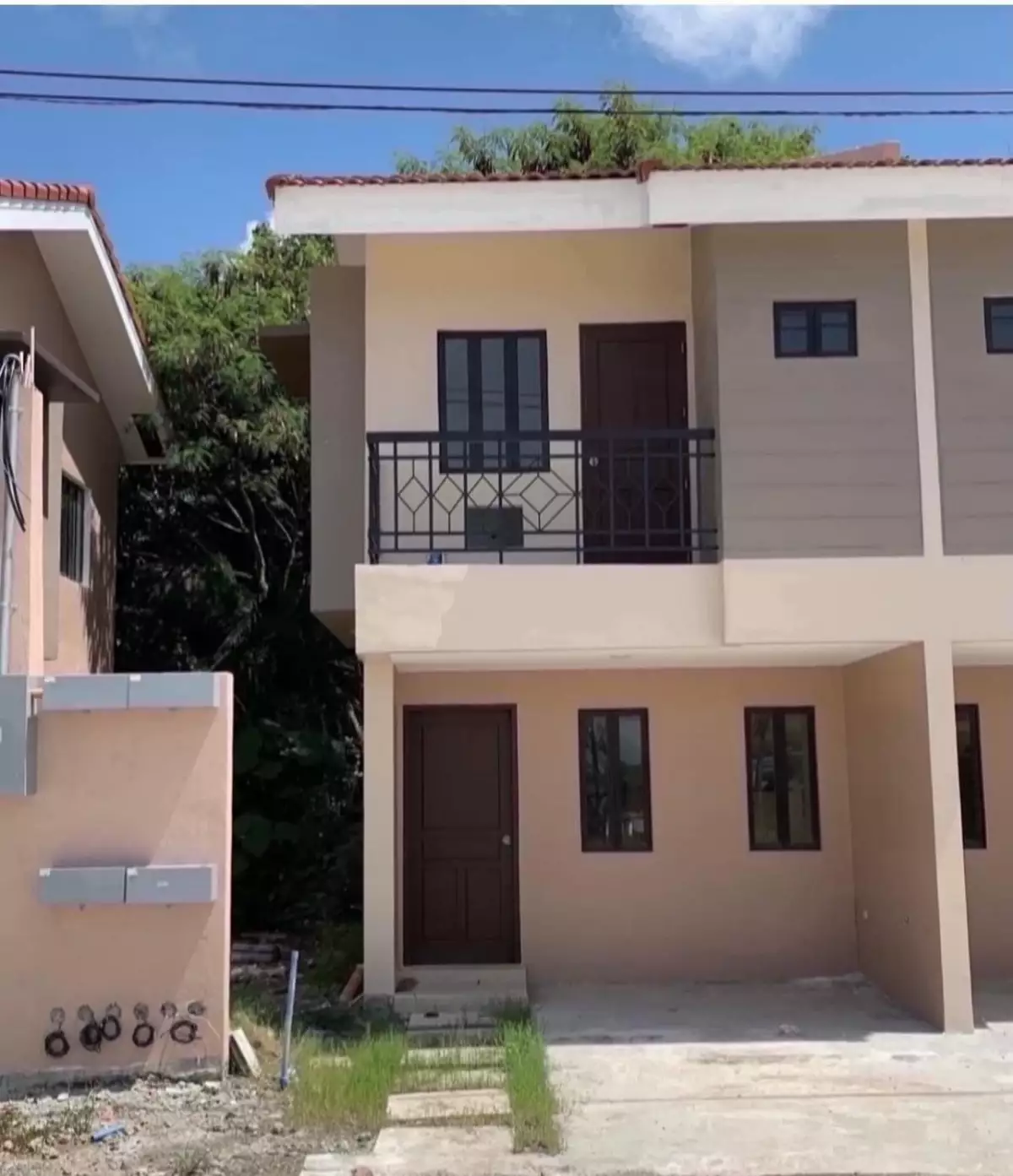 NOTTINGHOM TOWNHOUSE — House and Lot in Inc., Metropolis Ave, Jaro — Photo 6