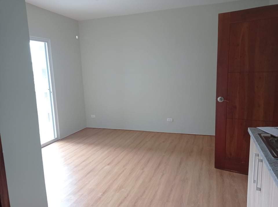 CONDOMINIUM FOR RENT — 1 Bedroom in Salinas Drive Extension, Cebu City, Philippines — Photo 7
