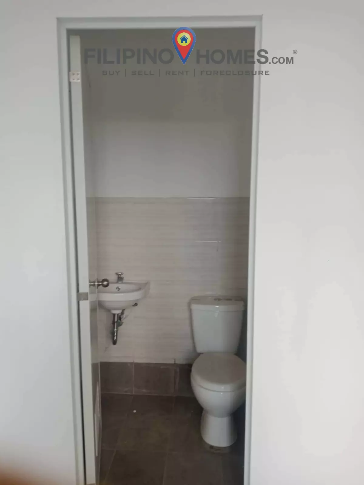 Carlo Unit at Windsor Heights - photo 5