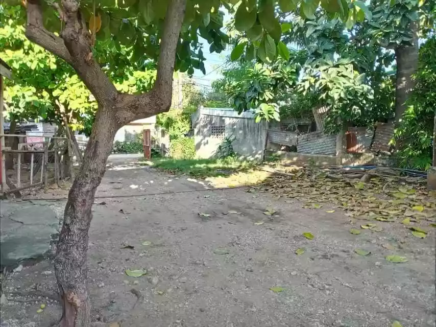 RESIDENTIAL/COMMERCIAL LOT WITH APARTMENT — Apartment in Lapu-Lapu City, Cebu, Philippines — Photo 6