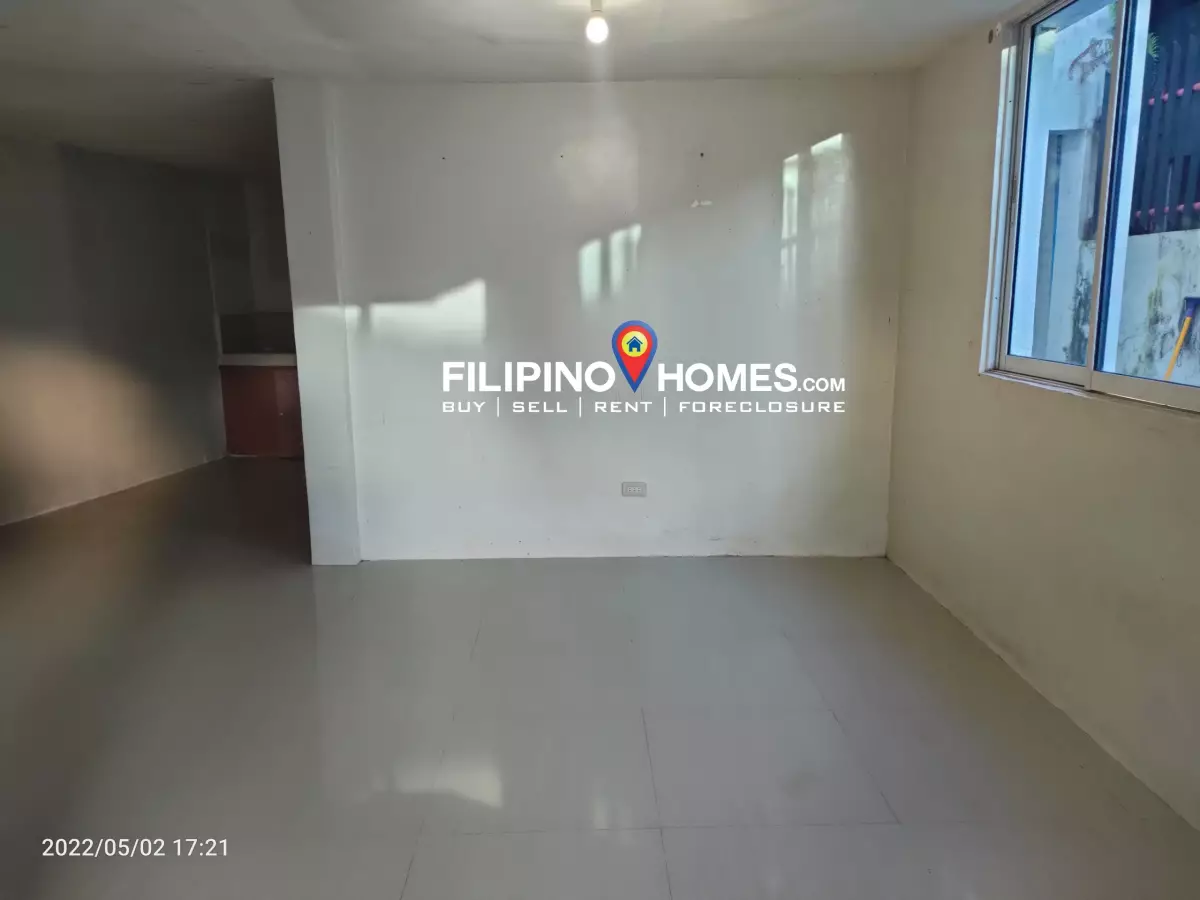 House & Lot - photo 4