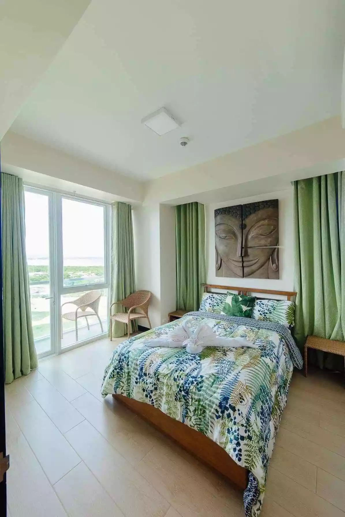 For Sale 1 Bedroom Seaview Condo Unit