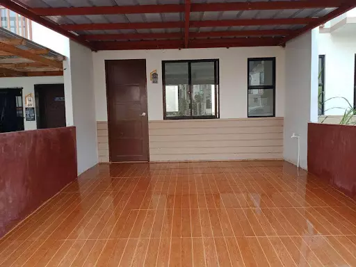 FOR RENT: TOWNHOUSE UNIT AT CASAMIRA SOUTH — Townhouse in City of Naga, Cebu, Philippines — Photo 3