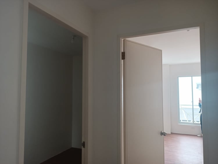 AFFORDABLE HOUSE AND LOT FOR ASSUME or FOR SALE - photo 4