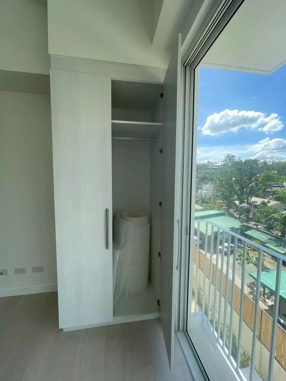 Open photo 13 of 18 — Semi Furnished Studio Unit at 32 Sanson by Rockwell Lahug Cebu City for Sale