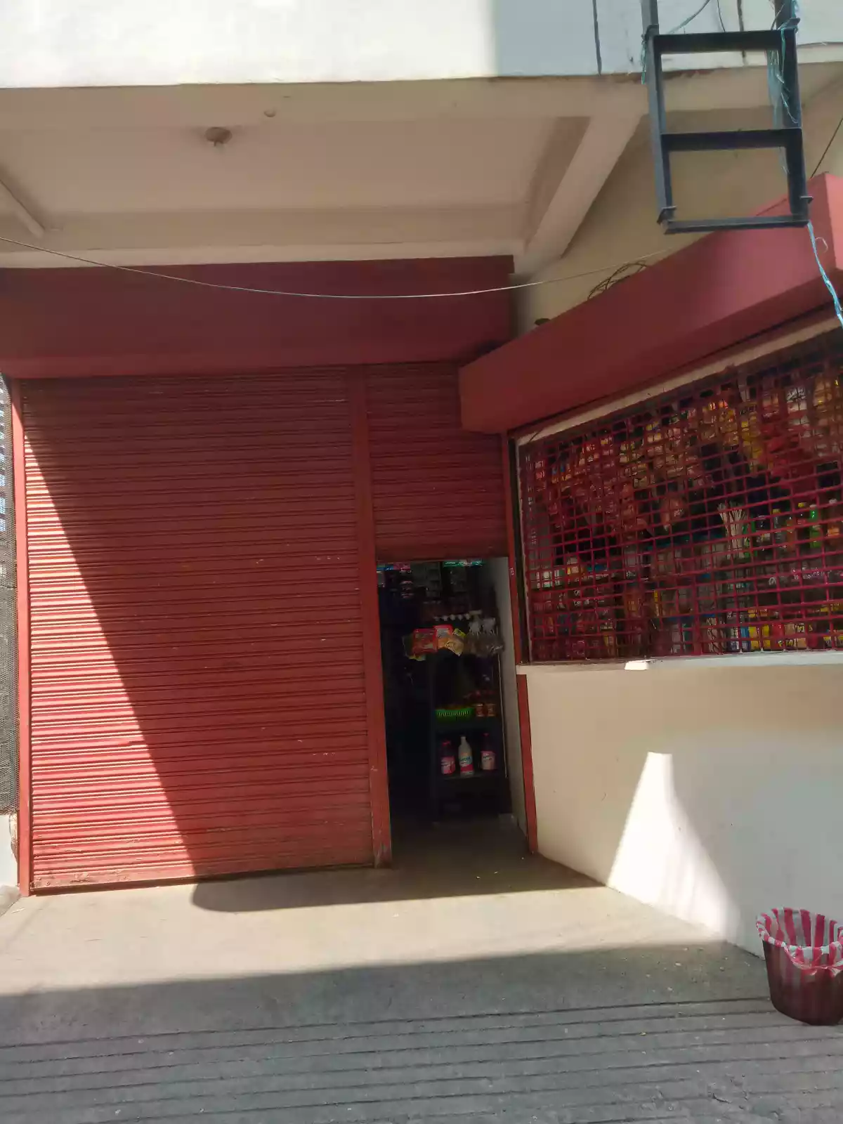 FOR SALE:  196sqm Apartment near SM Sucat, Paranaque City - photo 3