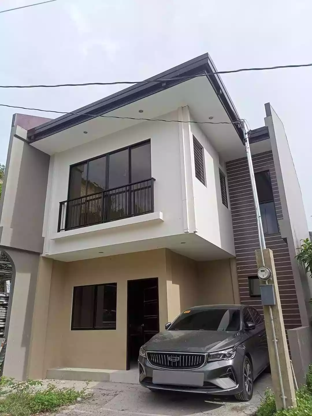 2-Storey House For Rent - photo 2