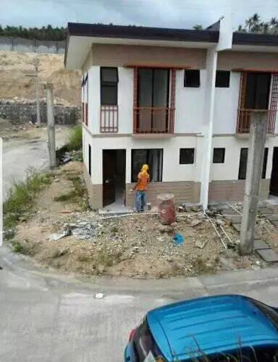 Casa mira south townhouse C for assume - photo 4