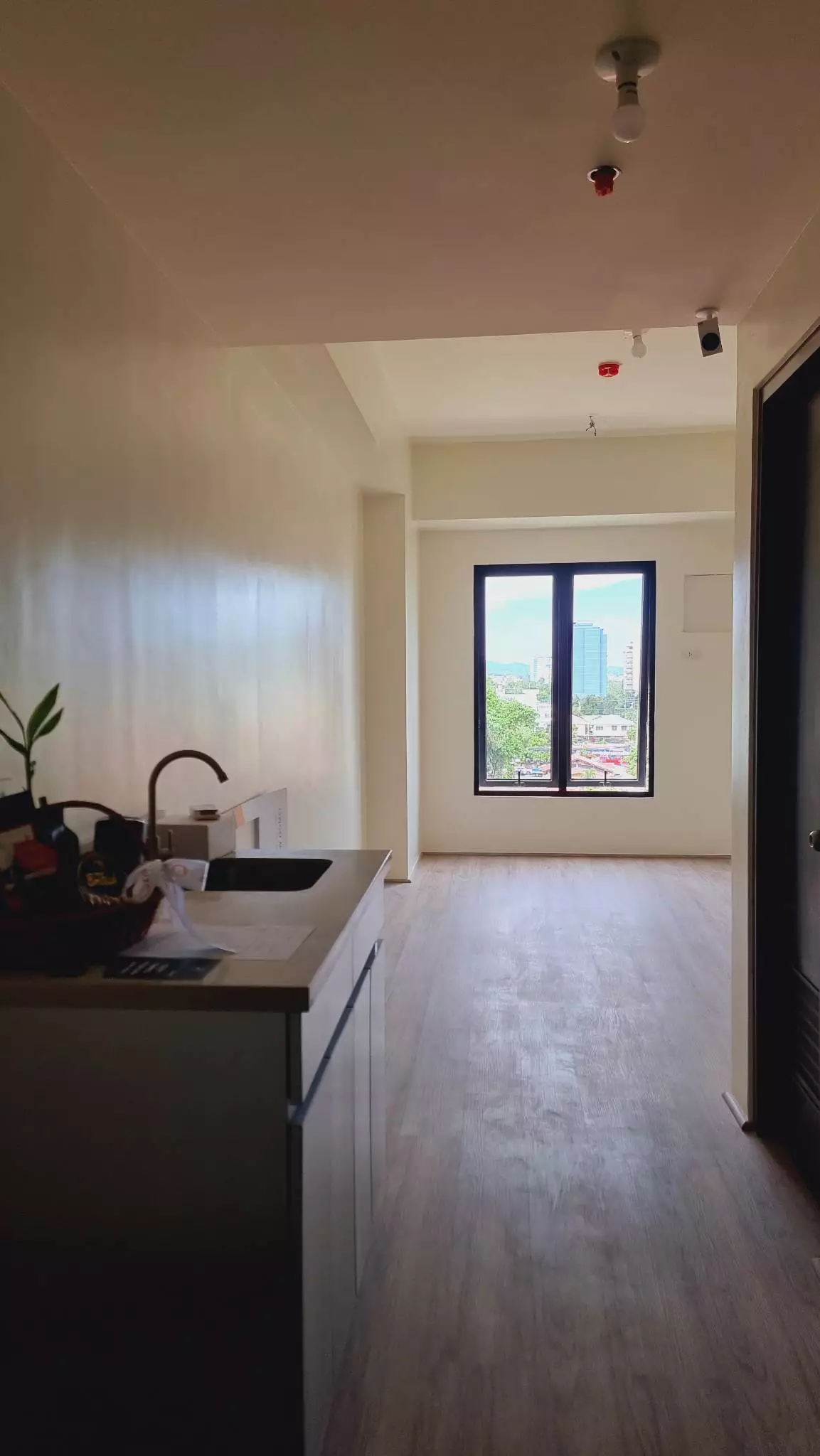 For Sale! Ready for Occupancy Studio Units at The Median! — Studio in Cebu City, Cebu, Philippines — Photo 3