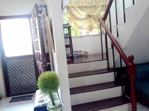 4-Bedroom Townhouse — House and Lot in Maria Gochan, Antuwanga, Cebu City — Photo 6