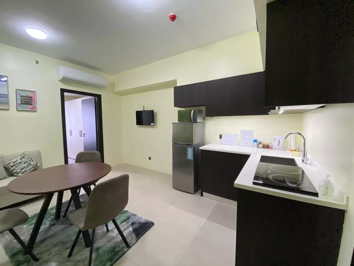 Aeon Towers - 1 Bedroom Facing MOUNTAIN AND CITY — 1 Bedroom in Bajada, Davao City — Photo 5