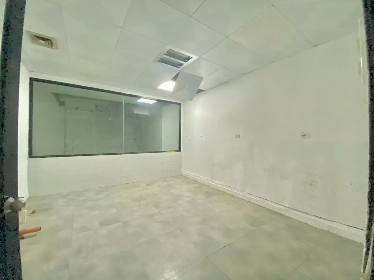 WAREHOUSE with Office FOR LEASE in Makati   - photo 6
