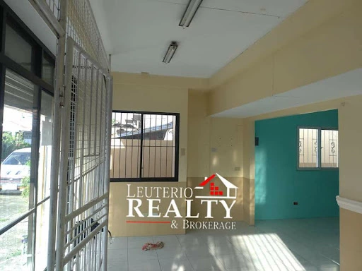 Rush Ready For Occupancy House and Lot For Sale !
Lot Area 90sqm
2 Bedrooms, 1Toilet & Bath (with Parking area ) — House and Lot in Camarines Sur, Philippines — Photo 6
