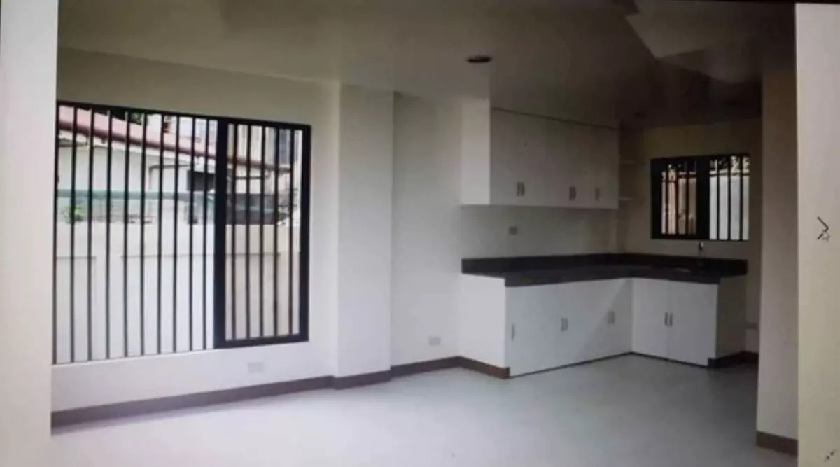 Townhouse and Lot for Sale — Townhouse in Talisay, Cebu, Philippines — Photo 4